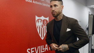 Pristao je! Sergio Ramos potpisuje za novi klub, plata duplo manja, a debi u februaru