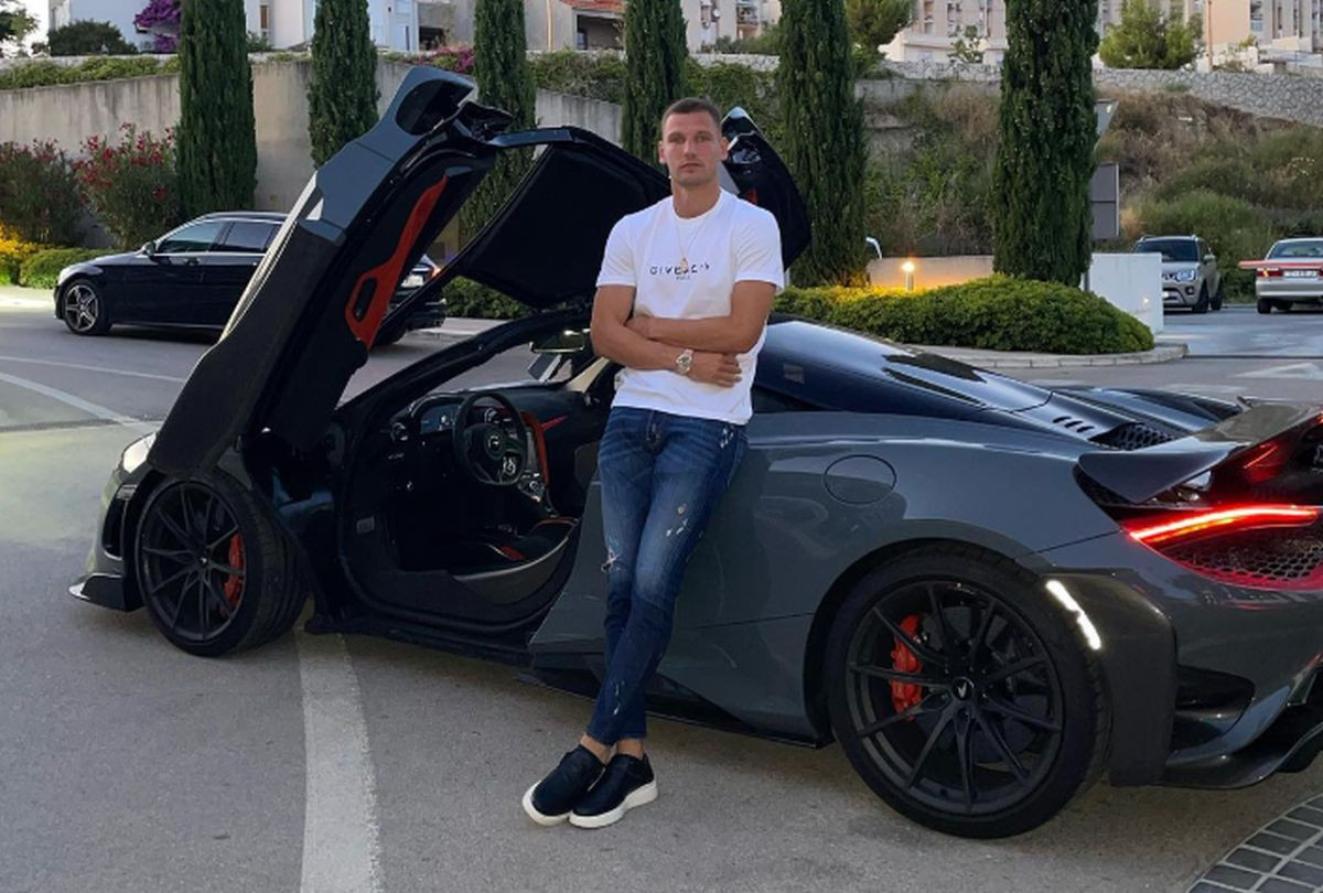 Nesuđenom igraču Sarajeva stigla poruka iz Madrida, javio mu se Real na čelu s Perezom Nesuđenom igraču Sarajeva stigla poruka iz Madrida, javio mu se Real na čelu s Perezom