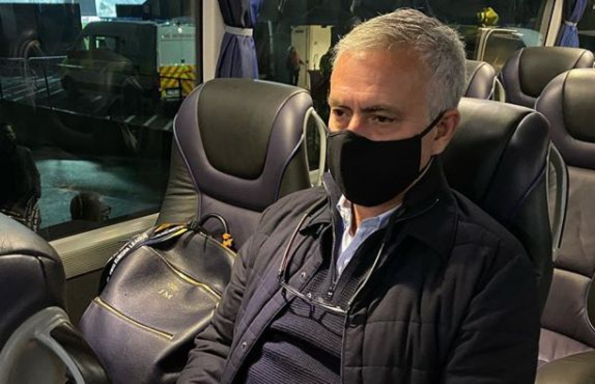 Mourinho objavio fotografiju iz autobusa i porukom razočarao igrače Tottenhama