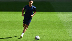 Lovren se vratio na trening, pa se naljutio na saigrače: "Šta je ovo?"