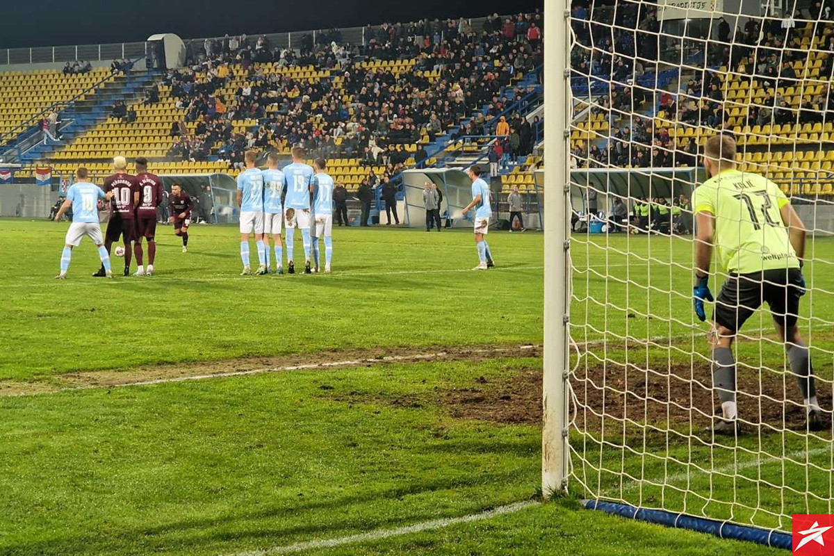Jedan gol odlučio utakmicu: Sarajevo nosi tri boda s Mokrog Doca