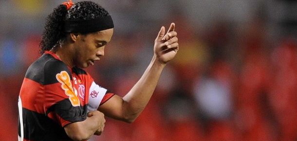 Ronaldinho napustio Flamengo