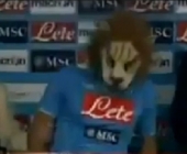 Napoli na pres konferenciji predstavio lava