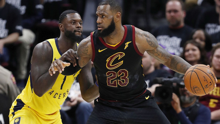 LeBron: Mislite da ću baciti saigrače pod autobus? Nisam je od tog posla