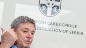 Piksiju poznata faca zabija 'nož u leđa', čeka jedan kiks da preuzme Srbiju