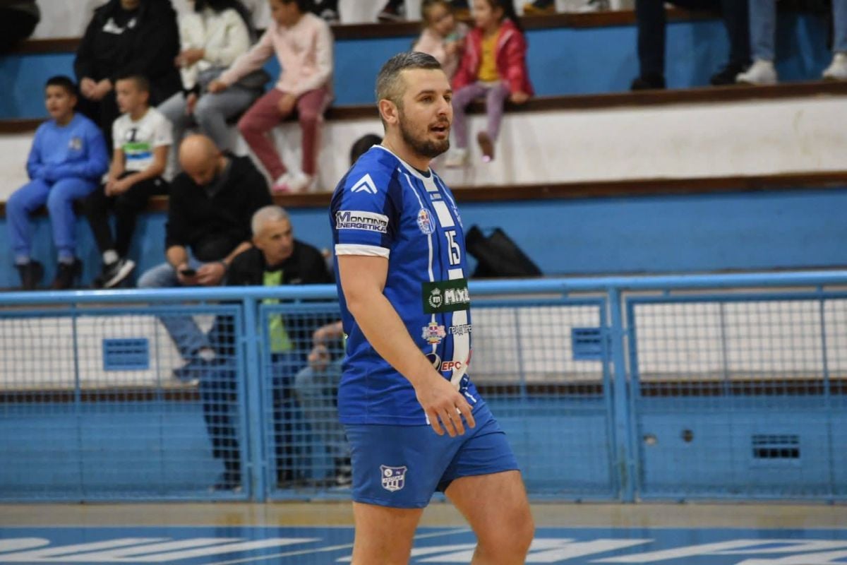 Prometno na jugu Bosne i Hercegovine: U jednom danu ozvaničili izlazni i ulazni transfer Prometno na jugu Bosne i Hercegovine: U jednom danu ozvaničili izlazni i ulazni transfer