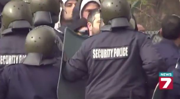 Navijači CSKA Sofije u obračunu s policijom