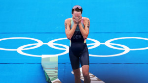 Emocije i filmsko jutro u Tokiju: Država od 60.000 stanovnika slavi olimpijsko zlato