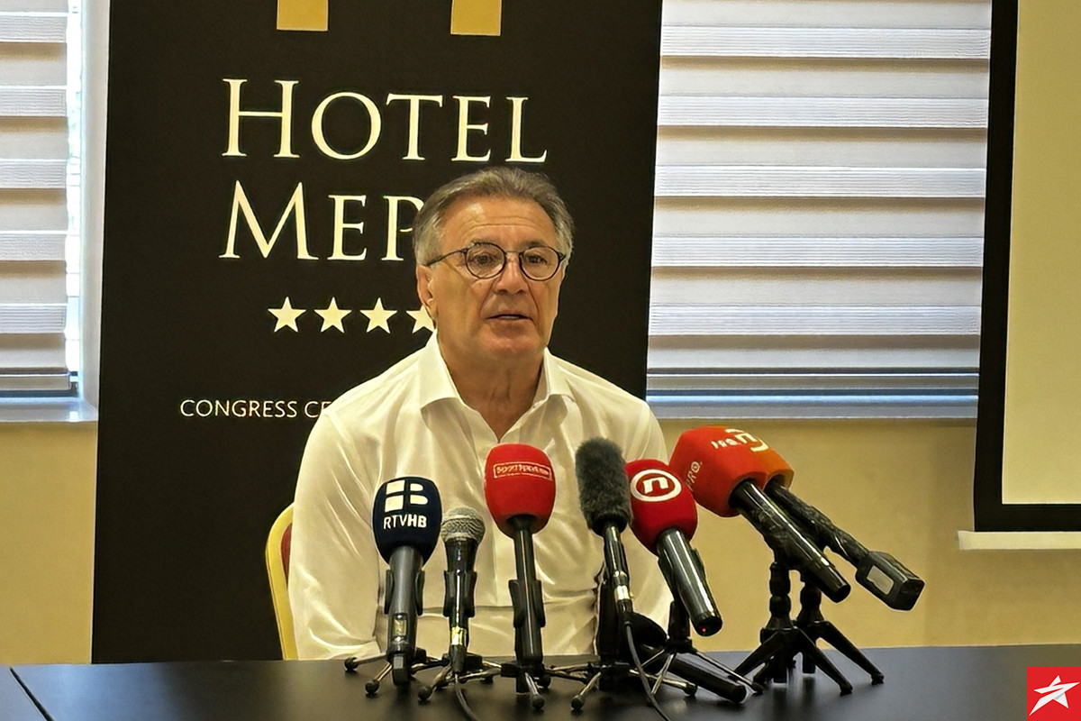UŽIVO: Mamić na press konferenciji tražio od predsjednika Milanovića da im udijeli čin milosti!