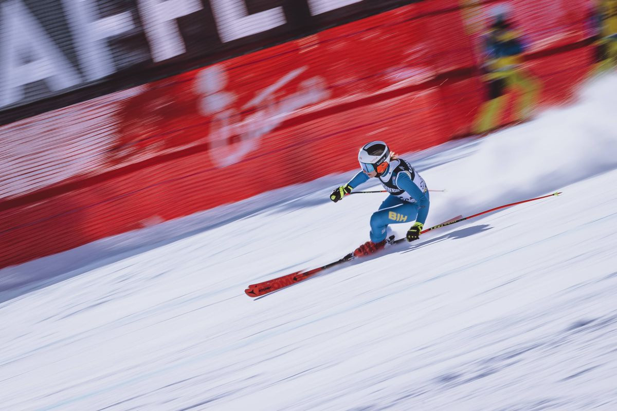 Elvedina Muzaferija dobila odličan startni broj za superveleslalom u St. Moritzu Elvedina Muzaferija dobila odličan startni broj za superveleslalom u St. Moritzu