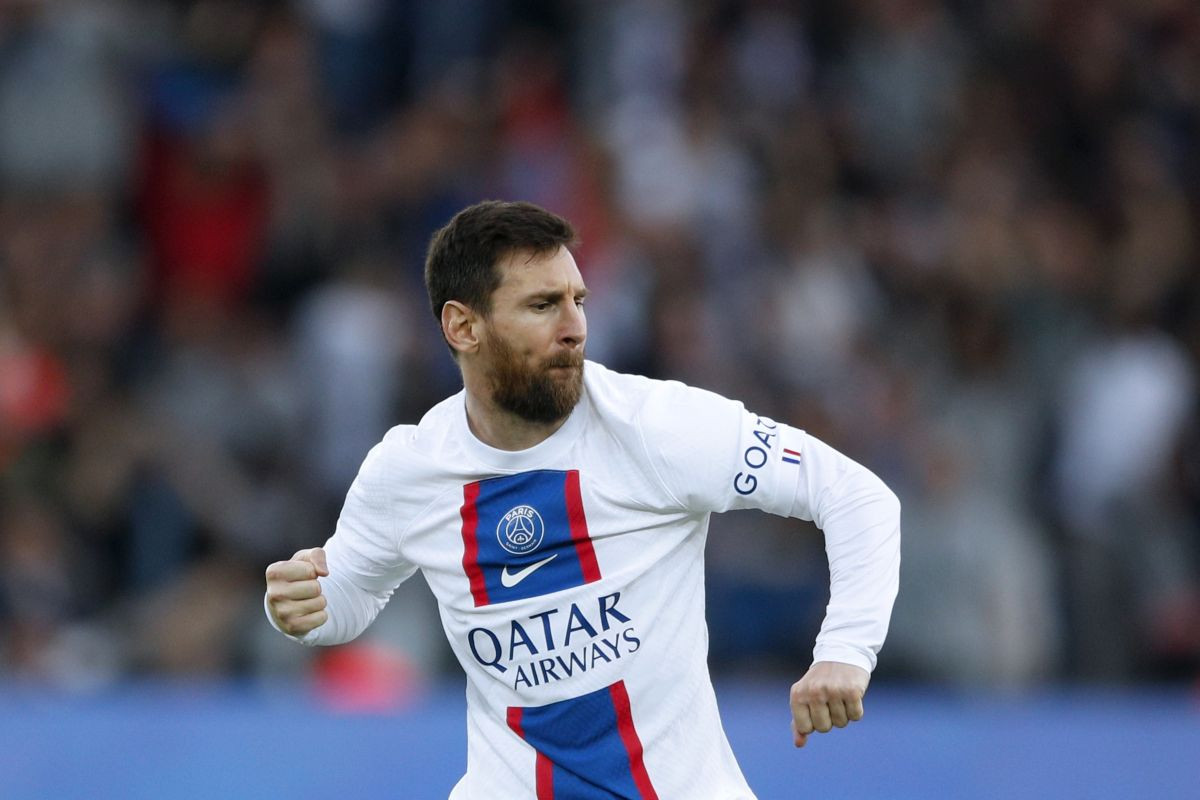Novinar L'Equipa tvrdi da zna gdje Messi nastavlja karijeru i odlučio je sve reći javno Novinar L'Equipa tvrdi da zna gdje Messi nastavlja karijeru i odlučio je sve reći javno