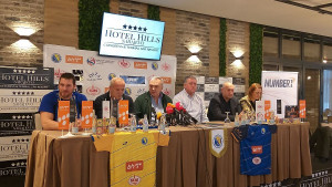 "Sigurno idemo na Euro, ali praznih džepova, Novalića neka je sram, pljunuo je pa polizao"