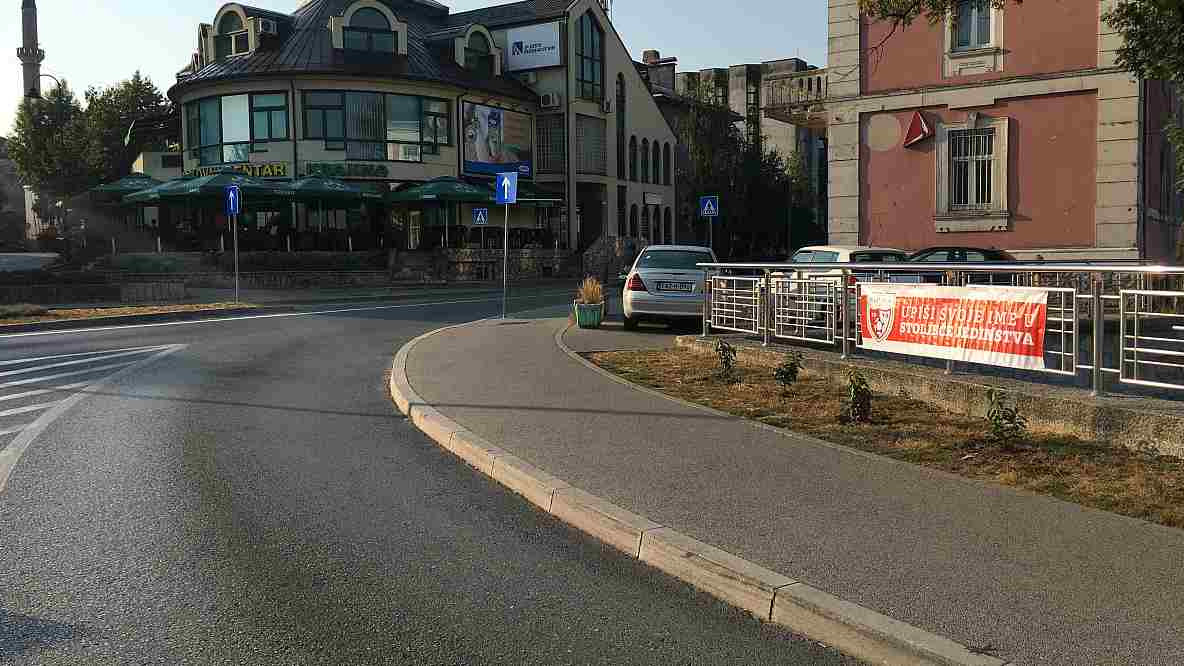 Jedinstvo ponovo živi, na ulicama Bihaća motivirajuće poruke