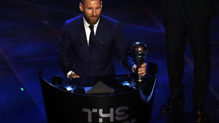 Zlatna lopte nema, ali zato FIFA ne odustaje