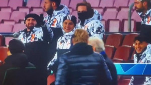 Dybala i društvo sa tribina provocirali i ismijavali nervoznog Koemana