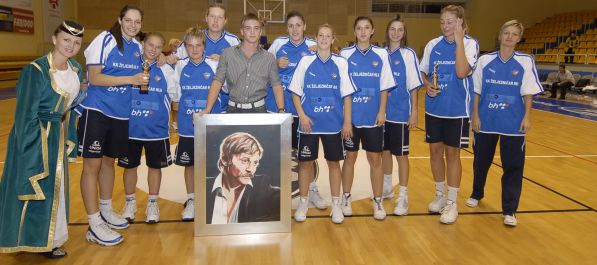 Željezničaru turnir "Davorin Popović" Željezničaru turnir "Davorin Popović"