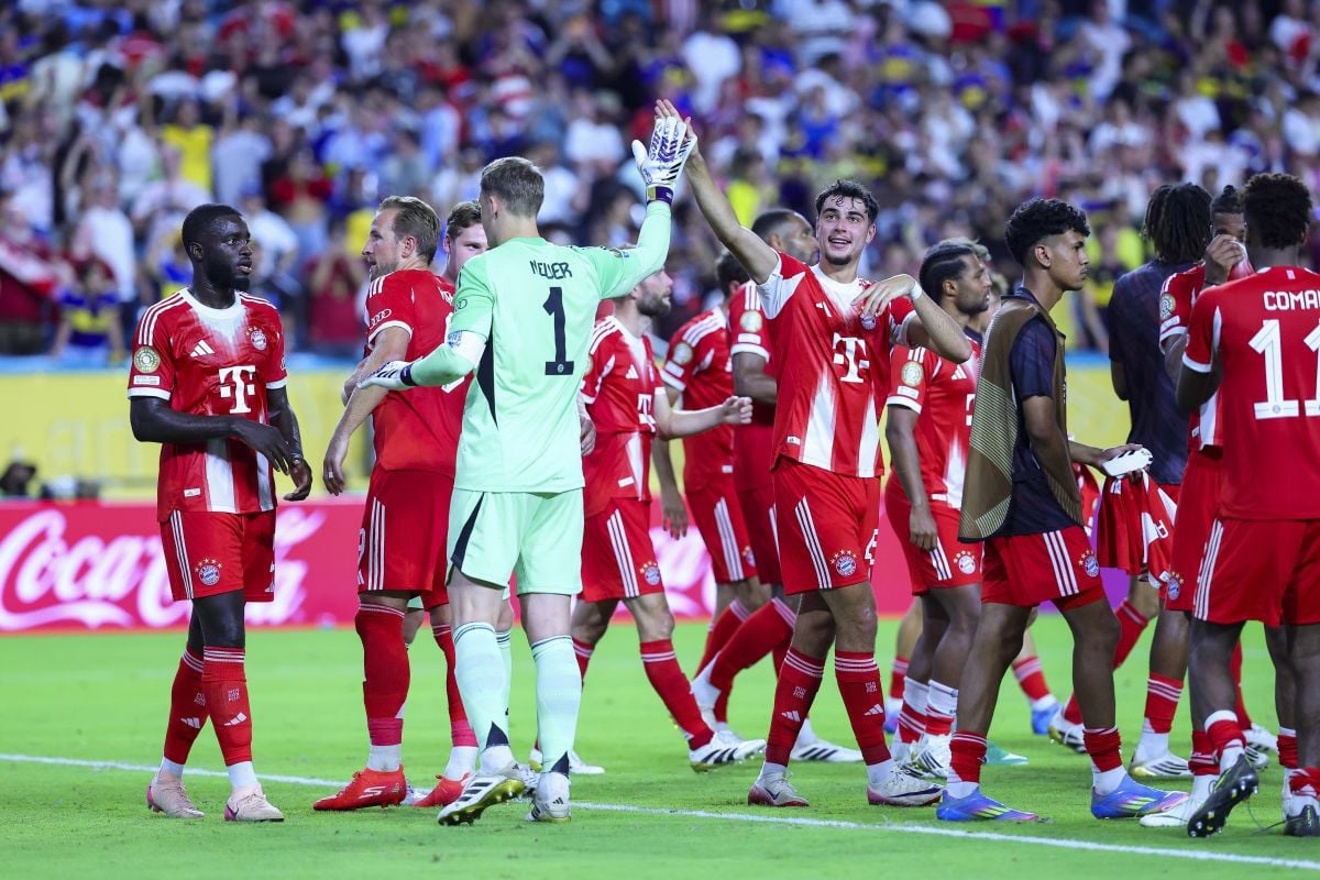 Skandal u Minhenu: Skaut otkrio WhatsApp poruke i listu igrača koje Bayern želi dovesti! Skandal u Minhenu: Skaut otkrio WhatsApp poruke i listu igrača koje Bayern želi dovesti!