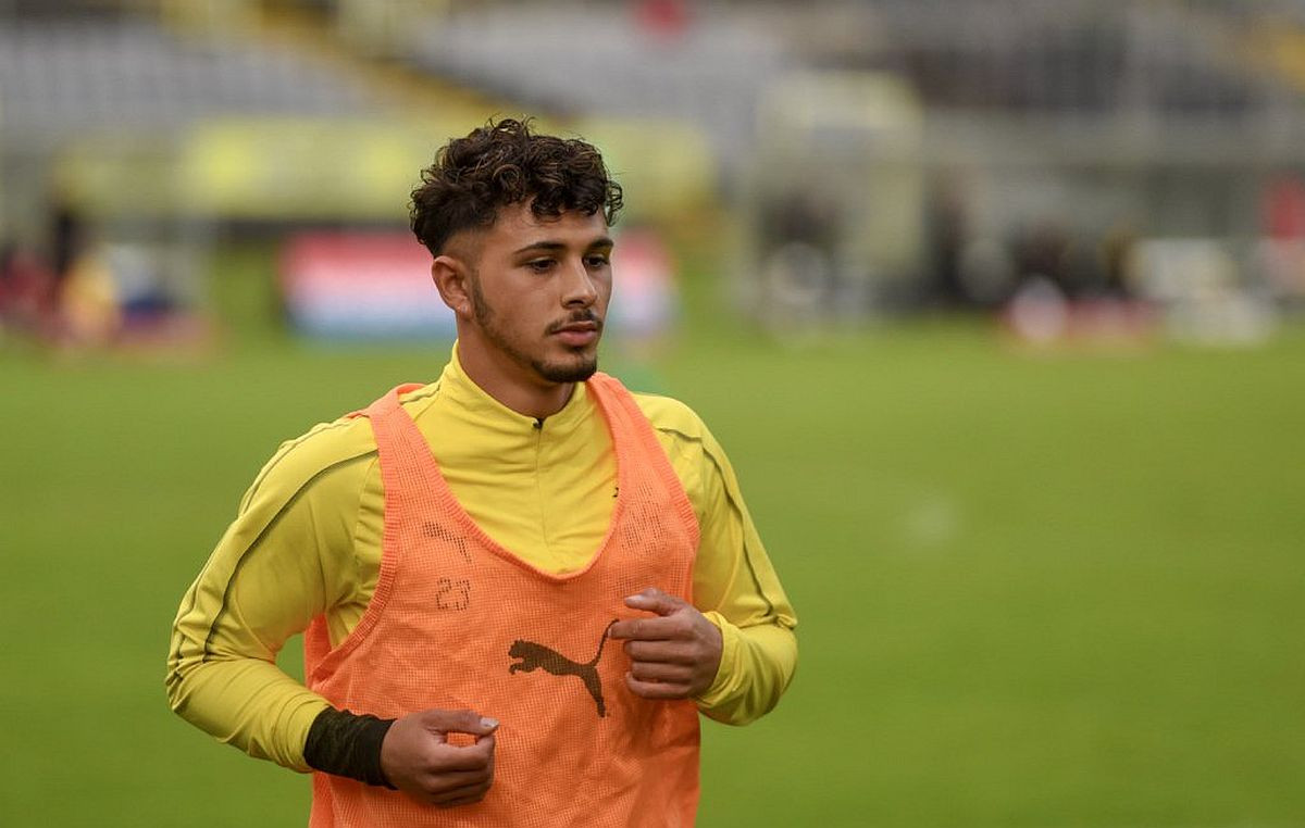 Tek mu je 21 godina, a fudbaler Borussije Dortmund je "okačio kopačke o klin"