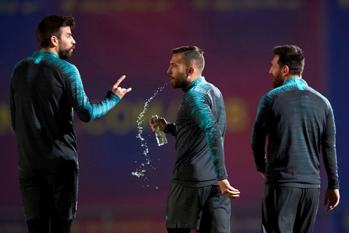 Sele na klupu ako ne budu prodani: Ove zvijezde Barcelone neće biti u prvom sastavu