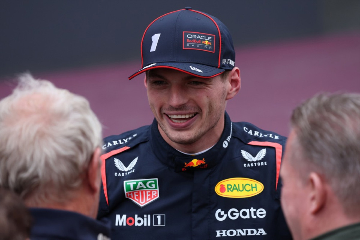 Verstappen dominantnom pobjedom u Bakuu izjednačio rekord Lewisa Hamiltona Verstappen dominantnom pobjedom u Bakuu izjednačio rekord Lewisa Hamiltona