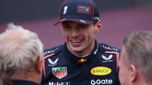 Verstappen dominantnom pobjedom u Bakuu izjednačio rekord Lewisa Hamiltona 