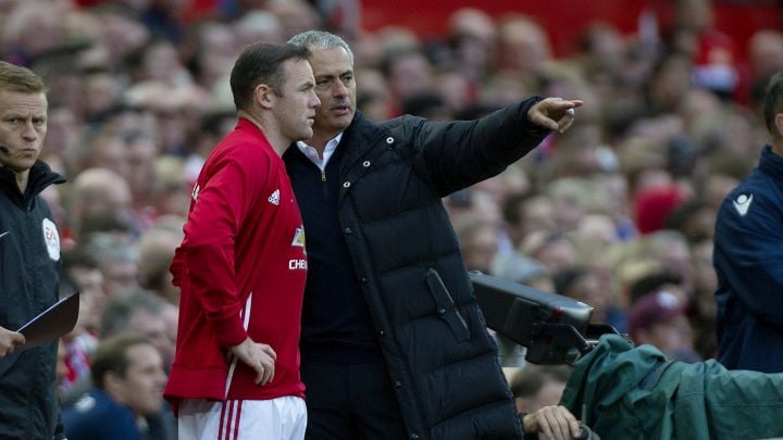 Mourinho objasnio zašto je ostavio Rooneyja na klupi