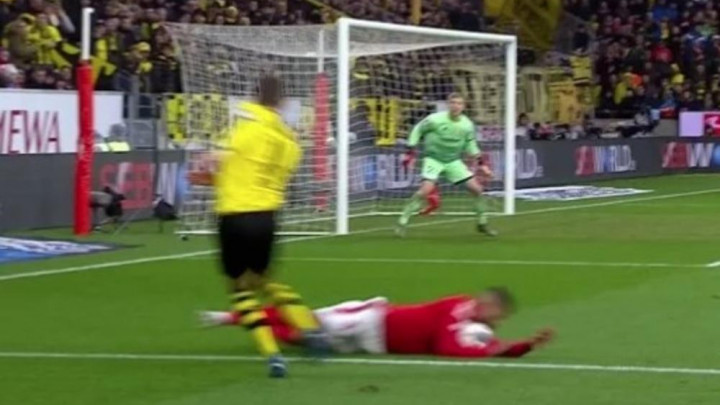 VAR dosta toga ne vidi: Šta je penal ako ovo nije?
