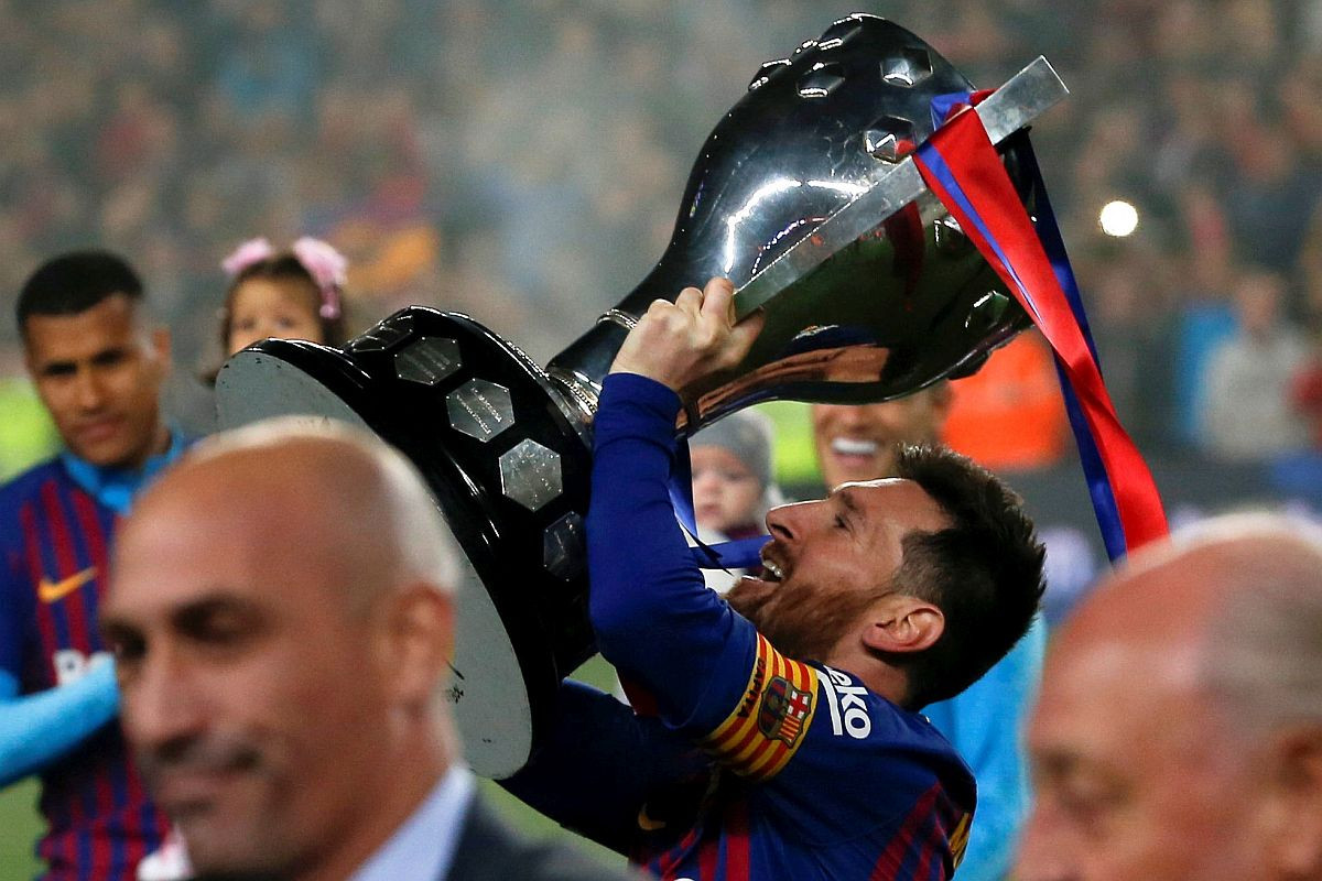 Messi je stigao do 10. titule prvaka, ali jedan čovjek je trofejniji od njega