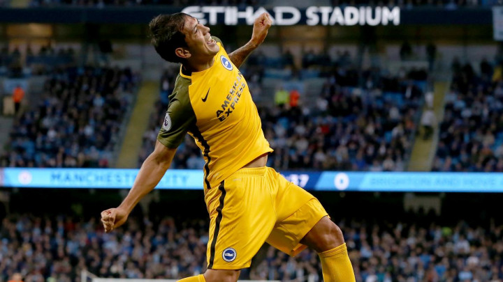 Ulloa napustio Leicester i otišao u Meksiko