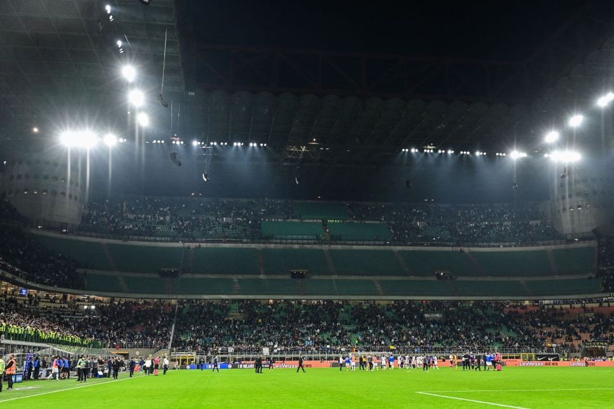 Interovi navijači mole igrača da potpiše novi ugovor, poslali su mu poruku tokom večerašnje utakmice