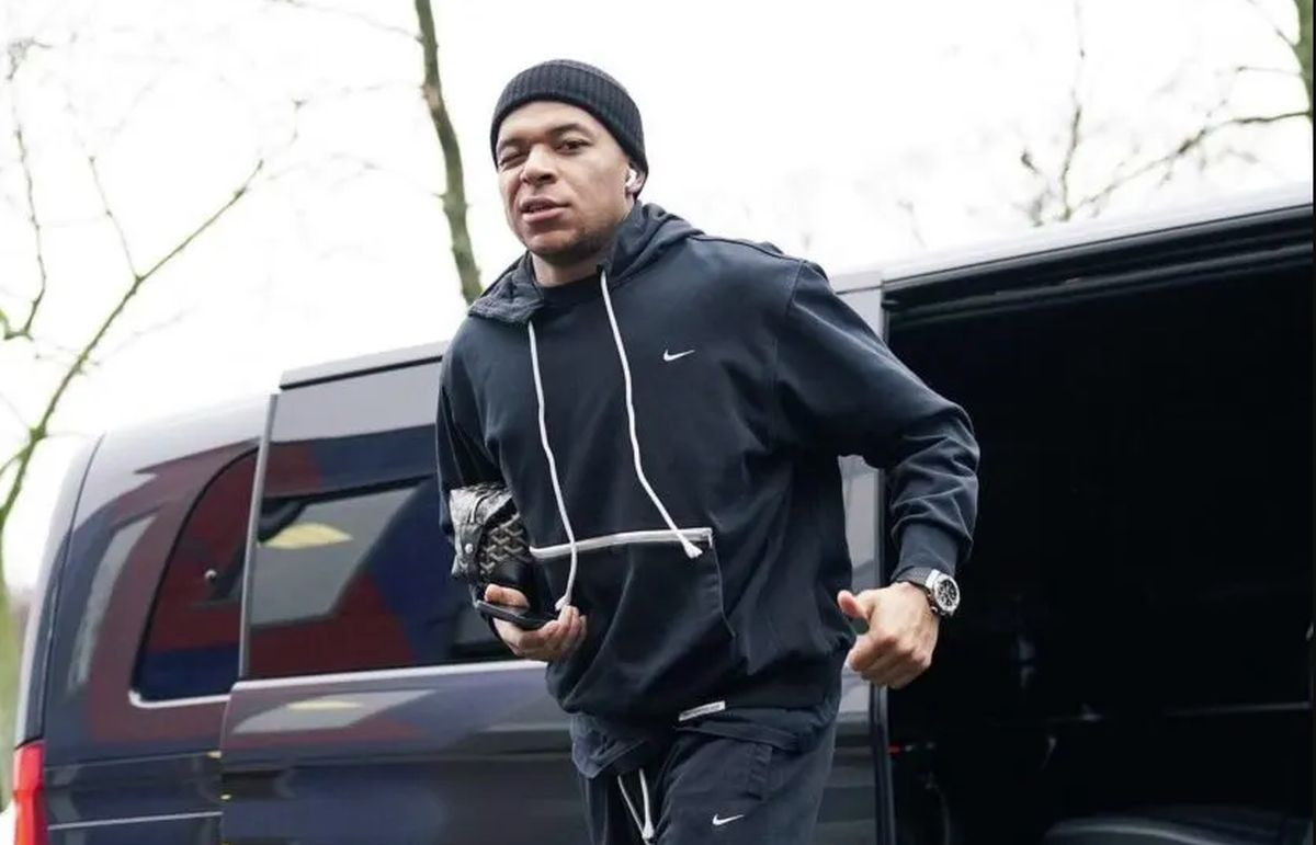 Mbappe prestao pričati sa četiri zvijezde PSG-a! Mbappe prestao pričati sa četiri zvijezde PSG-a!