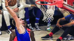  Novi triple-double Luke Dončića i pobjeda Mavsa u derbiju Texasa
