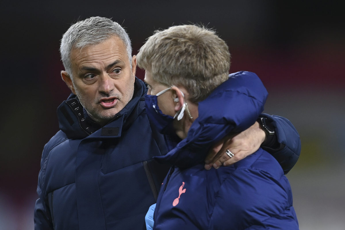Mourinho je bio spreman napraviti najluđu stvar ikad, ali to sinoć nije bilo "zakonski moguće" Mourinho je bio spreman napraviti najluđu stvar ikad, ali to sinoć nije bilo "zakonski moguće"