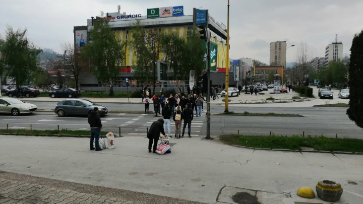 Navijači pristižu u Mejdan