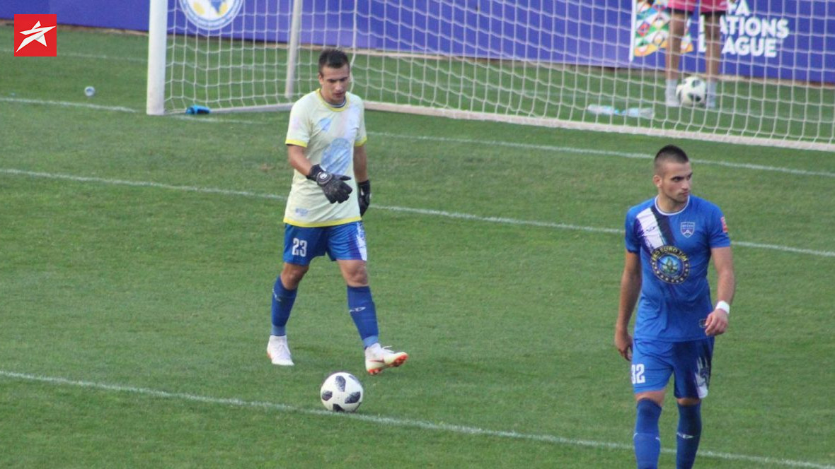 Nesvakidašnja scena u Zenici: Fudbaler morao stati na gol