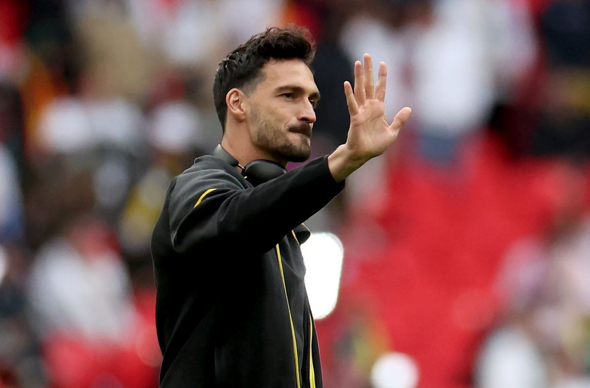 Priče da ga želi Real Madrid bile su samo bajka, poziv je sada stigao, ali od neočekivanog kluba Priče da ga želi Real Madrid bile su samo bajka, poziv je sada stigao, ali od neočekivanog kluba