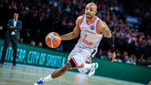 Neuništivi Ricky Hickman potpisao za Trieste