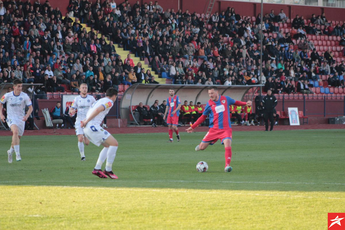 FK Borac danas otputovao na pripreme, ali ostao bez dva jako važna igrača