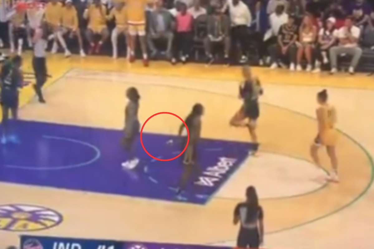 Sve češći skandali u WNBA: Najljepša košarkašica pogođena igračkom za odrasle u sred utakmice