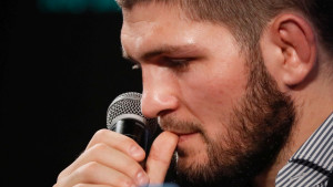 Khabib Nurmagomedov napušta pojas