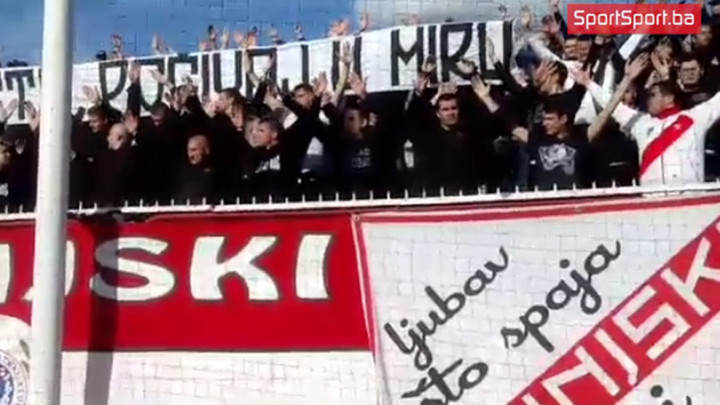 U Doboju kod Kaknja do 23. minute tišina, a onda svi u jedan glas: "Krešimir Bandić!"