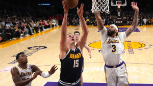 Bruka izbjegnuta! Nikola Jokić postigao triple-double, ali uzalud - Lakersima tračak nade!