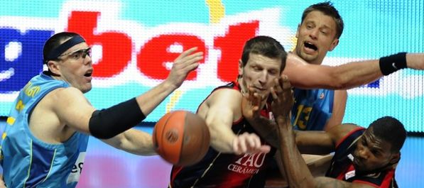 Teletović odveo Tau Ceramicu u finale