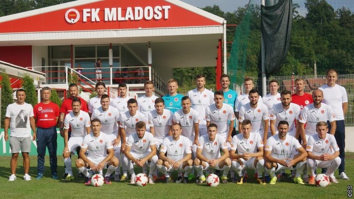 Fudbaleri Mladosti predstavili nove dresove