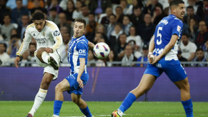 Real proslavio titulu, a večeras odigrao utakmicu za navijače i Alaves počastio "petardom"