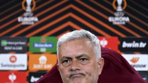 Mourinho i igrači odbili da razgovaraju s novinarima nakon poraza u Firenci