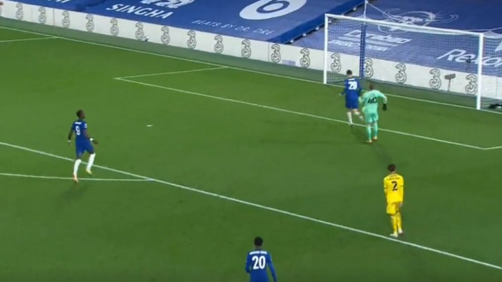 Havertz je večeras zabio hat-trick, ismijao je golmana lukavim potezom i ušetao se u gol