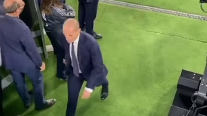 Kamera uhvatila 'bijesnog' Allegrija: Je***e, pa vi igrate za Juventus!