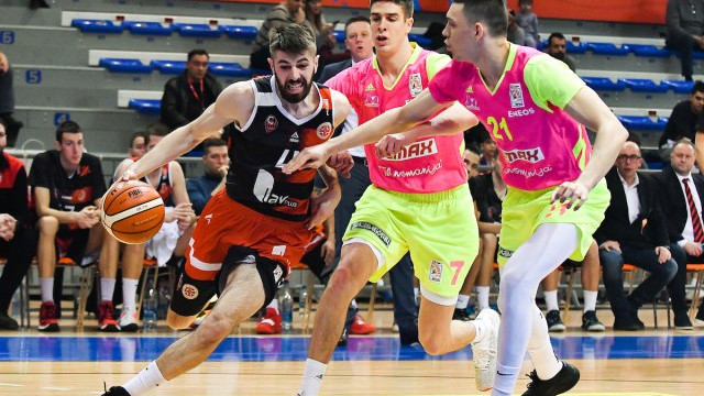 Mega Bemax preko žilavih Užičana u polufinale Kupa
