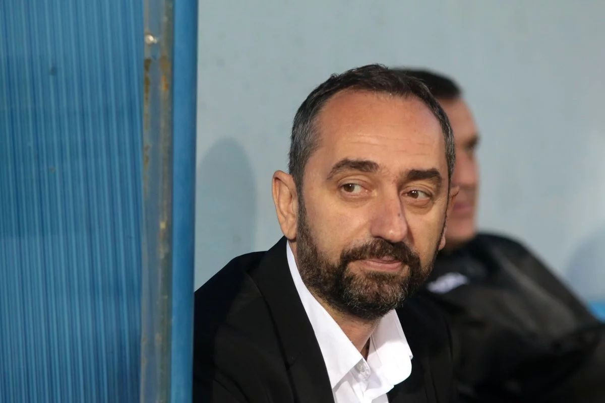 Karačić: Osuđujem bilo kakvo bacanje predmeta, ovo je folklor svugdje u BiH Karačić: Osuđujem bilo kakvo bacanje predmeta, ovo je folklor svugdje u BiH
